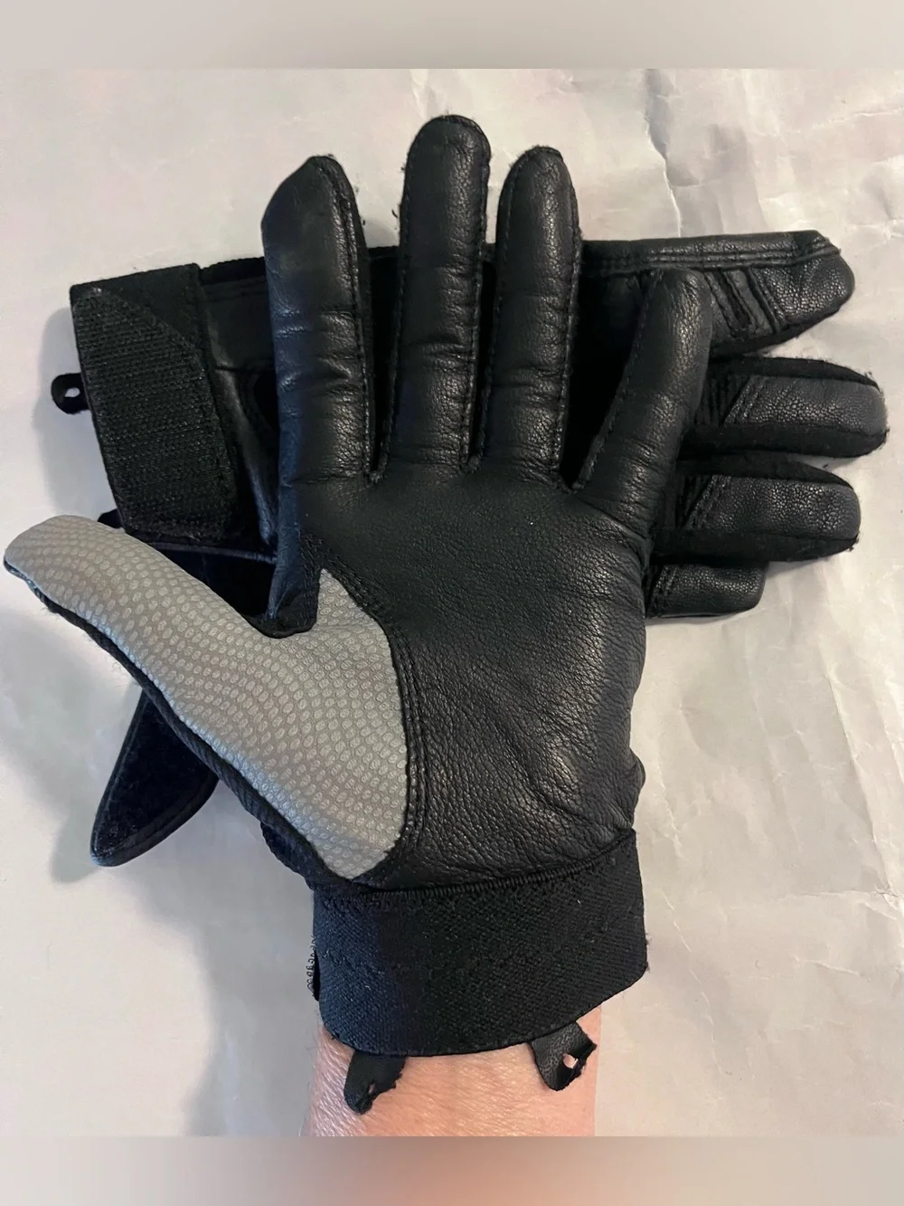 Nike Black Batting Gloves with White Swoosh Logo Youth L / Women’s S
